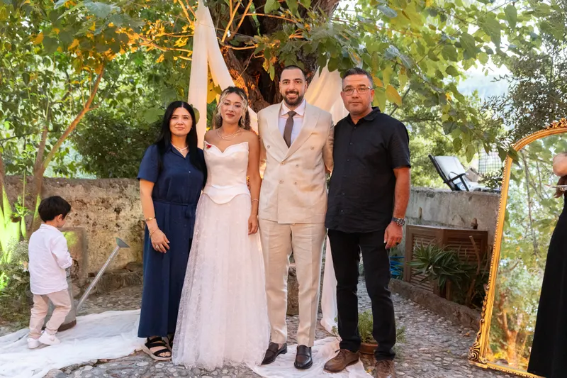 Merthan ve Fatoş engagement photo - Family