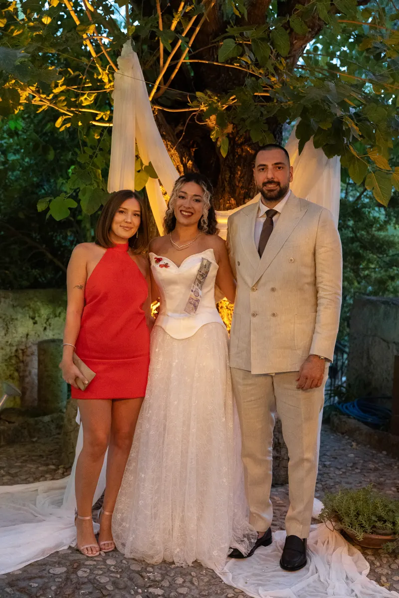 Merthan ve Fatoş engagement photo - Friends